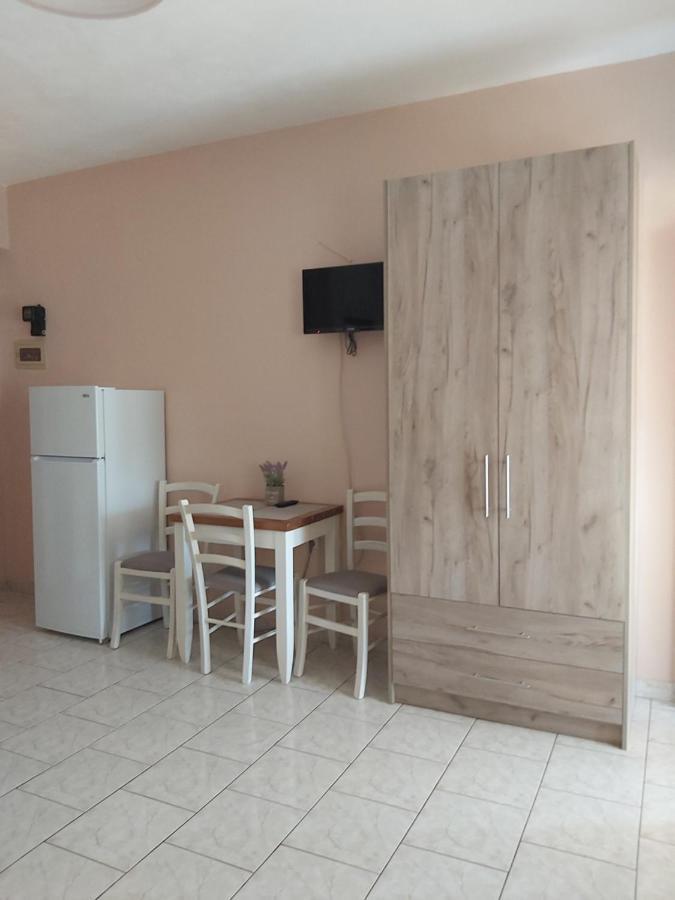 Voula Pansion Hotel Kardamíli Kültér fotó