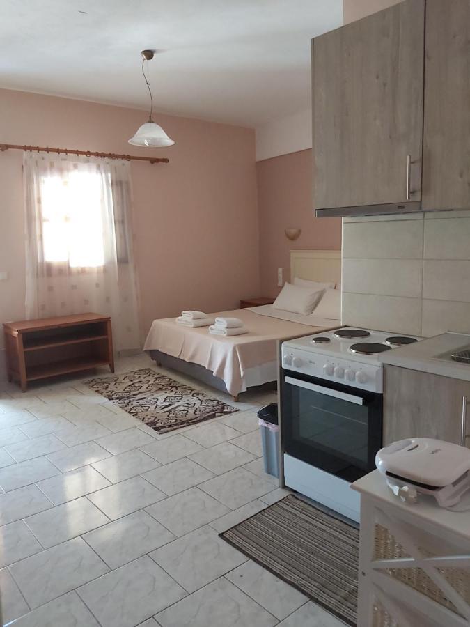 Voula Pansion Hotel Kardamíli Kültér fotó