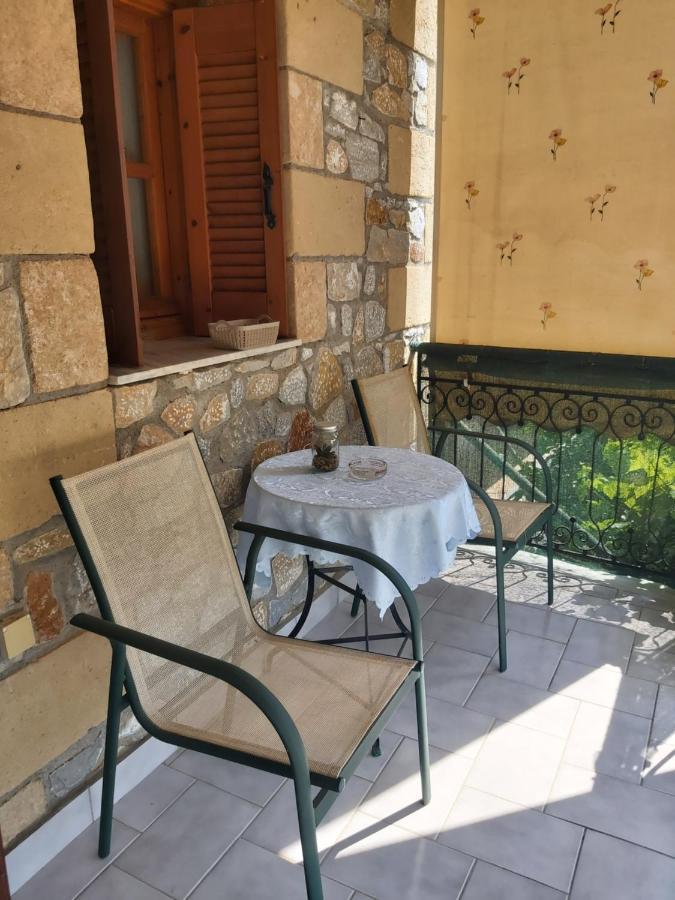 Voula Pansion Hotel Kardamíli Kültér fotó