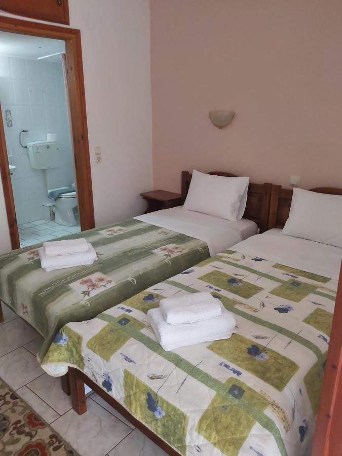 Voula Pansion Hotel Kardamíli Kültér fotó