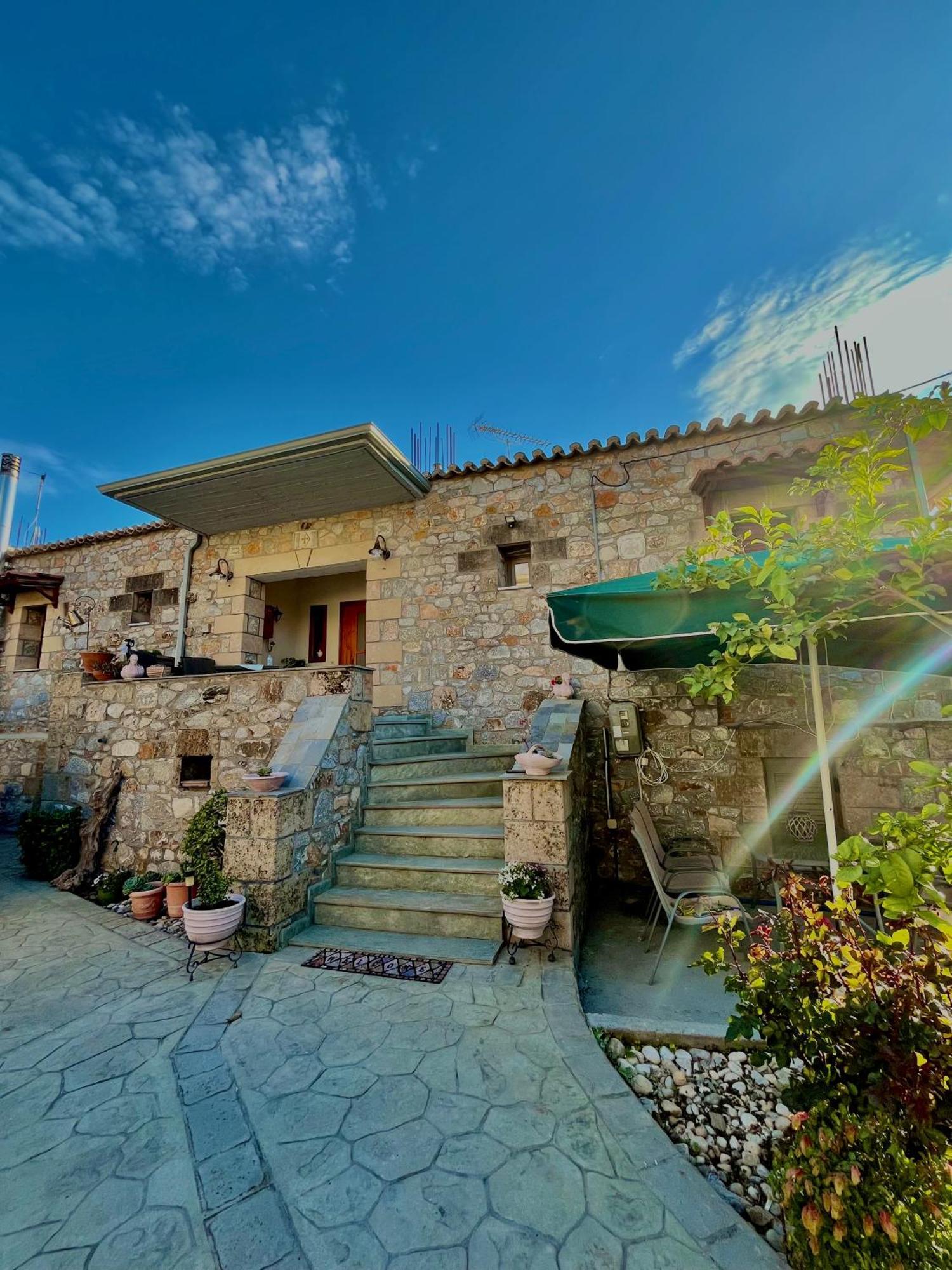 Voula Pansion Hotel Kardamíli Kültér fotó