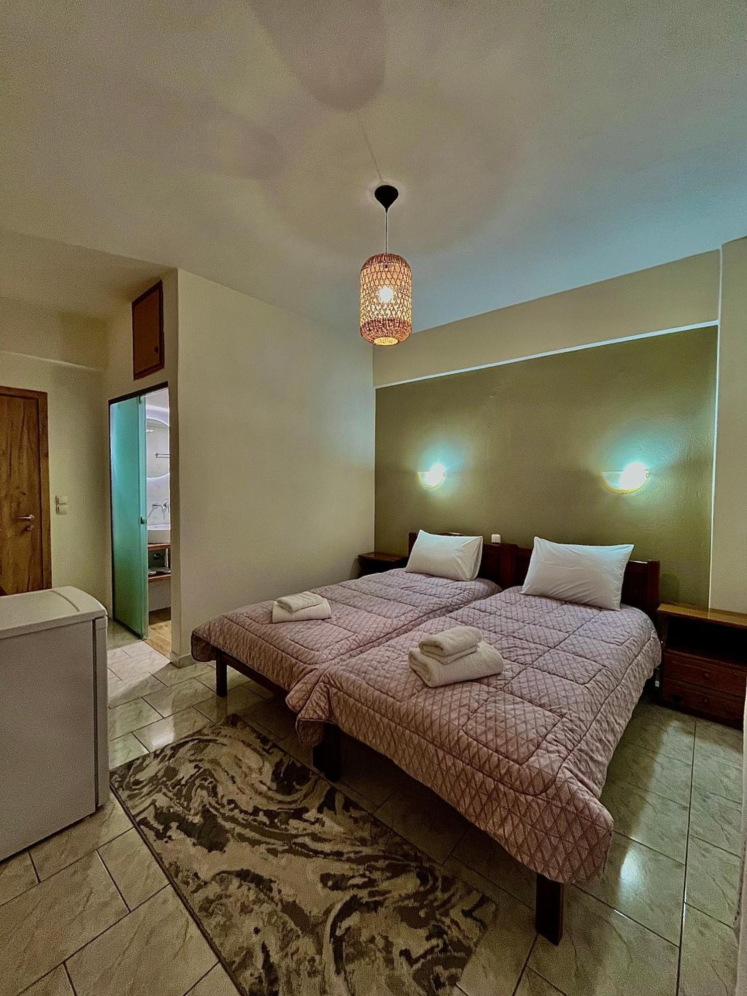 Voula Pansion Hotel Kardamíli Kültér fotó